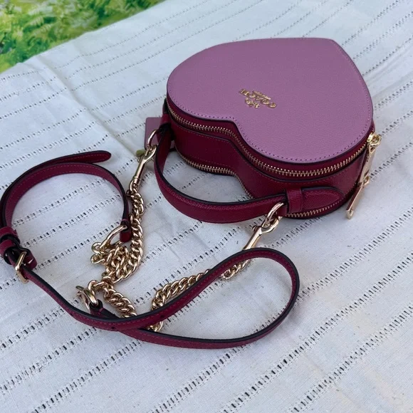 Coach RARE color block pink red HEART crossbody bag. NEW WITHOUT TAGS - Picture 10 of 16